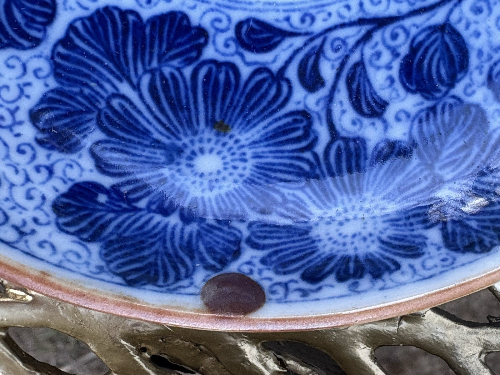 Antique Blue & White Porcelain Chinese 5” D Saucer w/ Gold Rim Set of 4