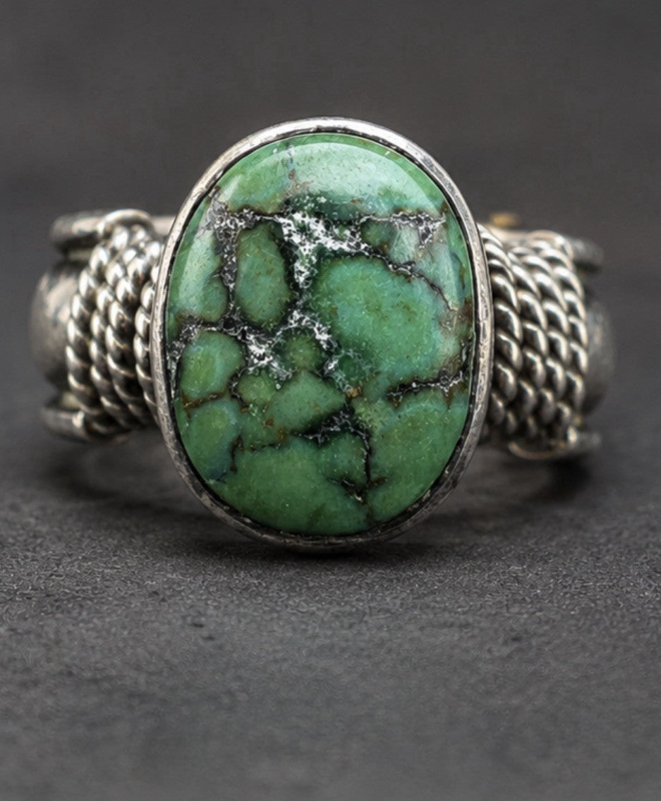 Vintage Sterling Silver Green Turquoise Ring Southwestern Navajo  925 Size 6