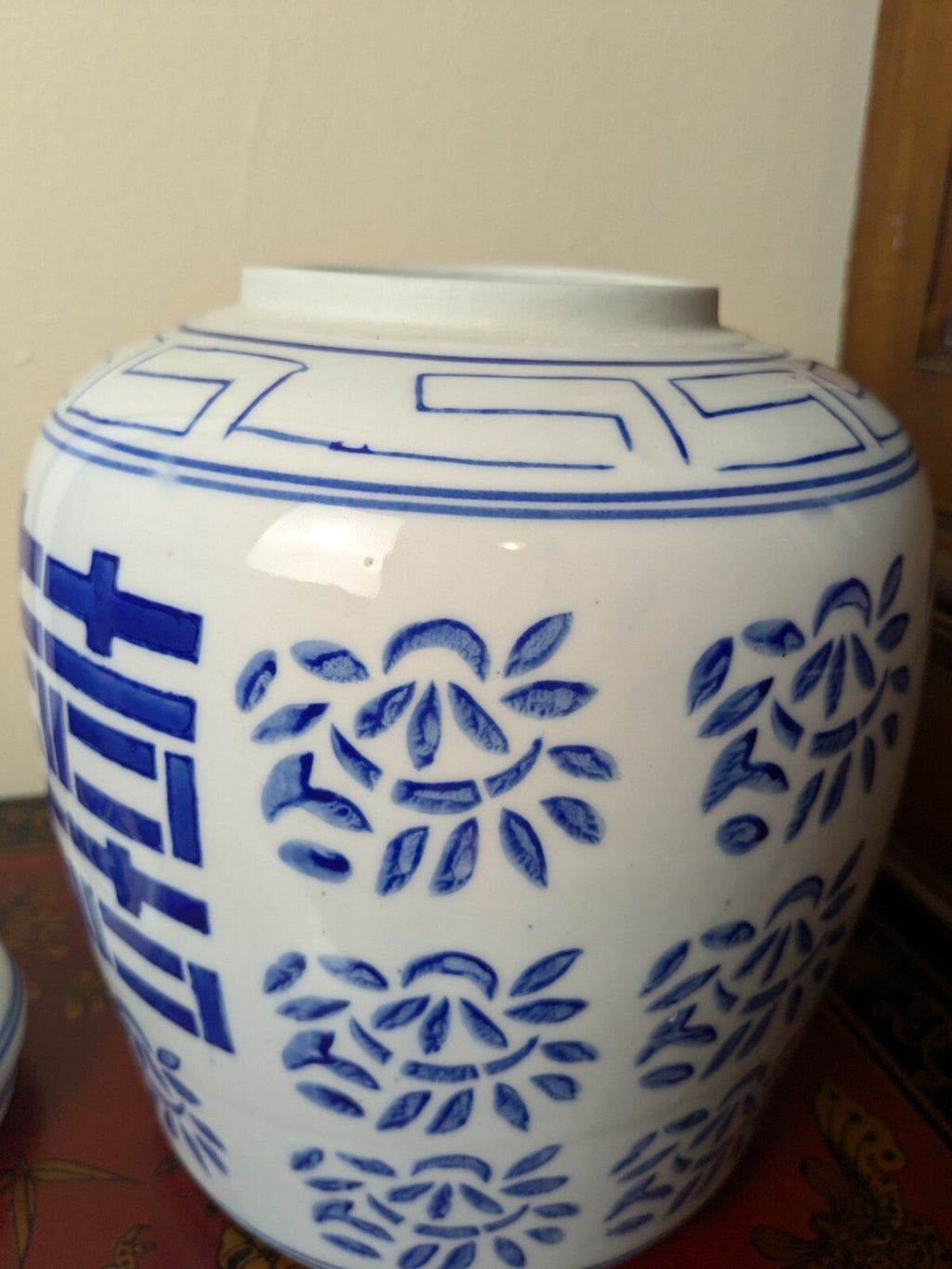 Double Happiness Chinese Ginger Jar blue & white Porcelain chinoiserie 10” w/lid