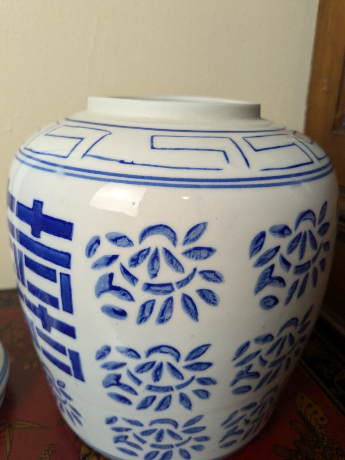 Double Happiness Chinese Ginger Jar blue & white Porcelain chinoiserie 10” w/lid