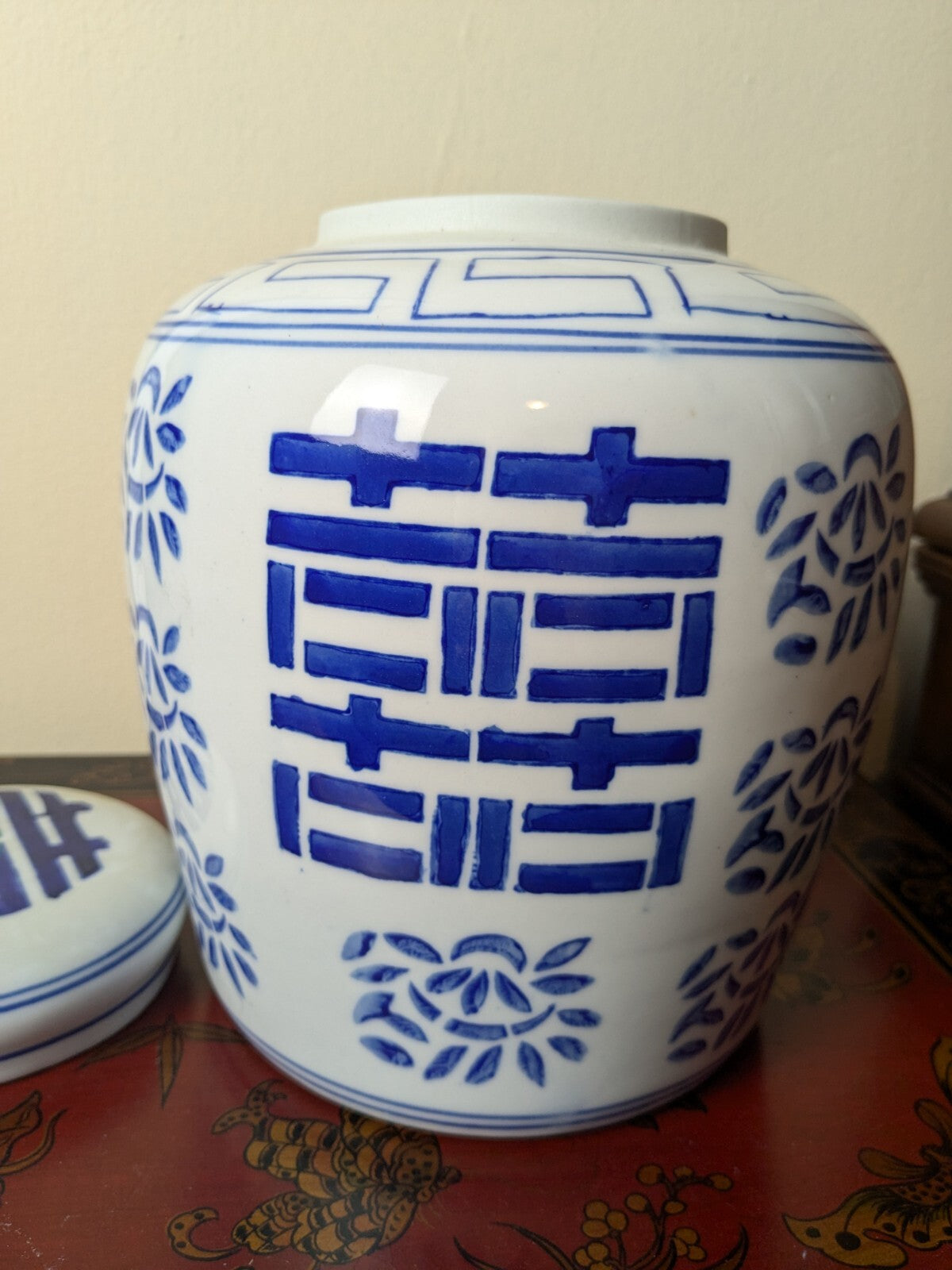 Double Happiness Chinese Ginger Jar blue & white Porcelain chinoiserie 10” w/lid