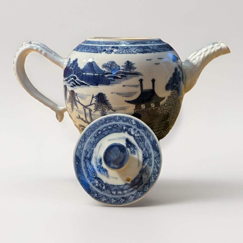 Antique Chinese Export Blue & White Porcelain Teapot – Landscape c1900 Repair