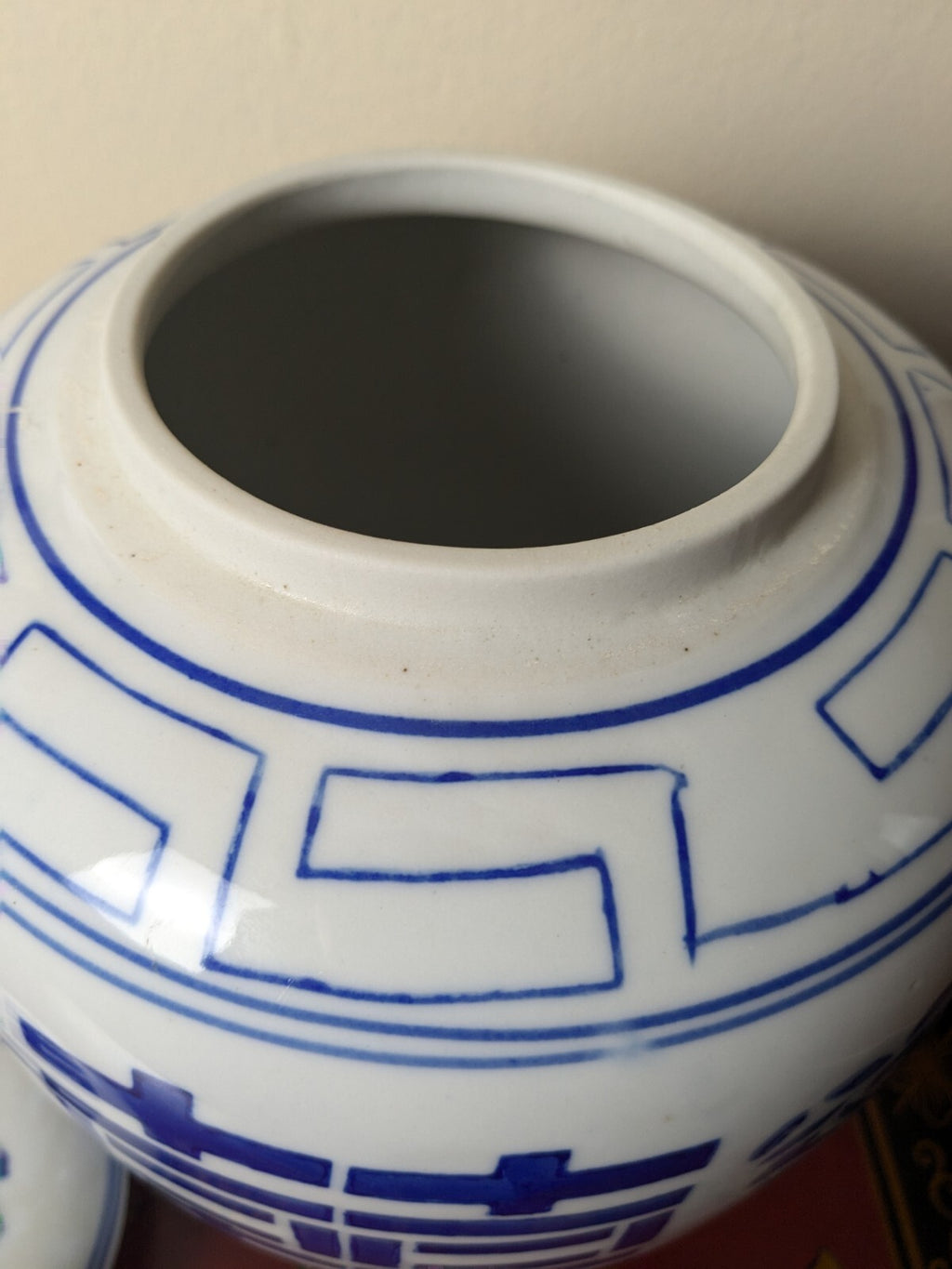 Double Happiness Chinese Ginger Jar blue & white Porcelain chinoiserie 10” w/lid
