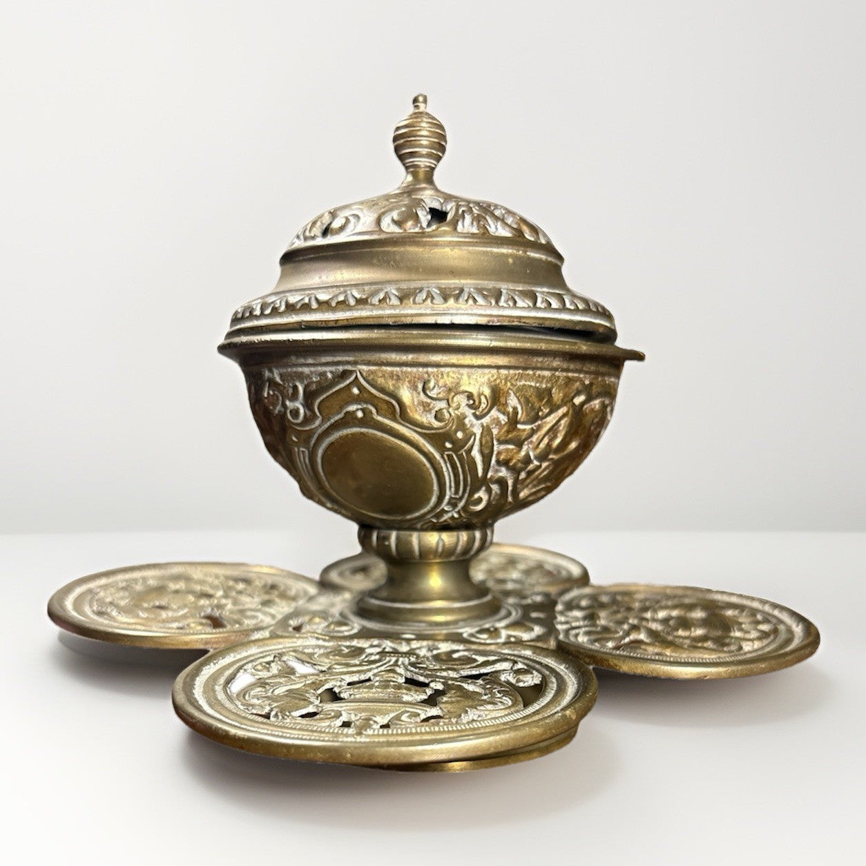 Antique Chinese Brass Censer Qing Dynasty Incense Burner Pierced Lid 19th C