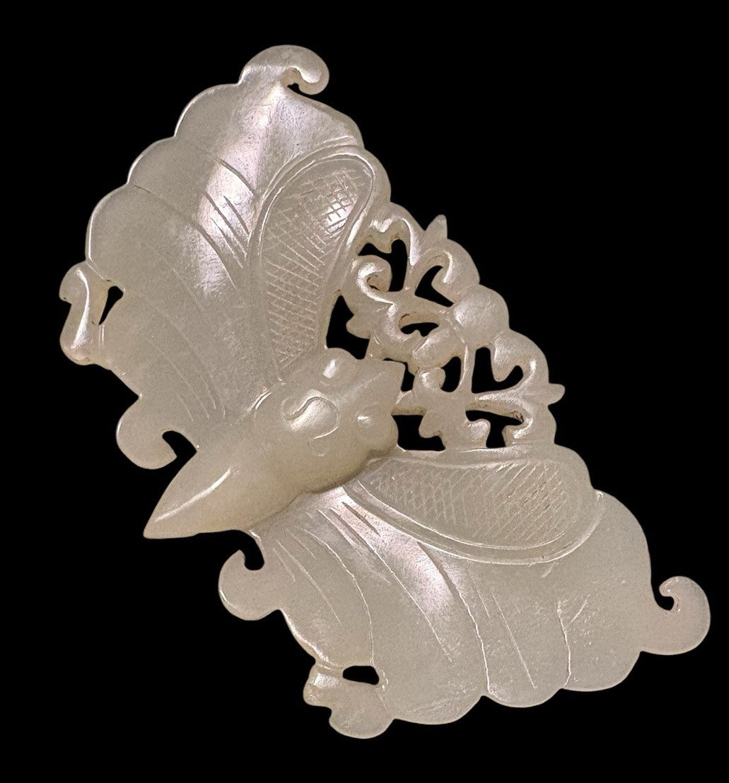 Antique Chinese White Jade Butterfly Pendant – Qing Dynasty Symbol of Love