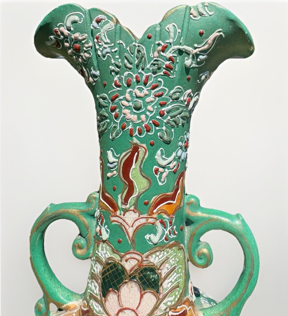 Antique Japanese Moriage SATSUMA Hand Painted VASE Earthenware Double Handle