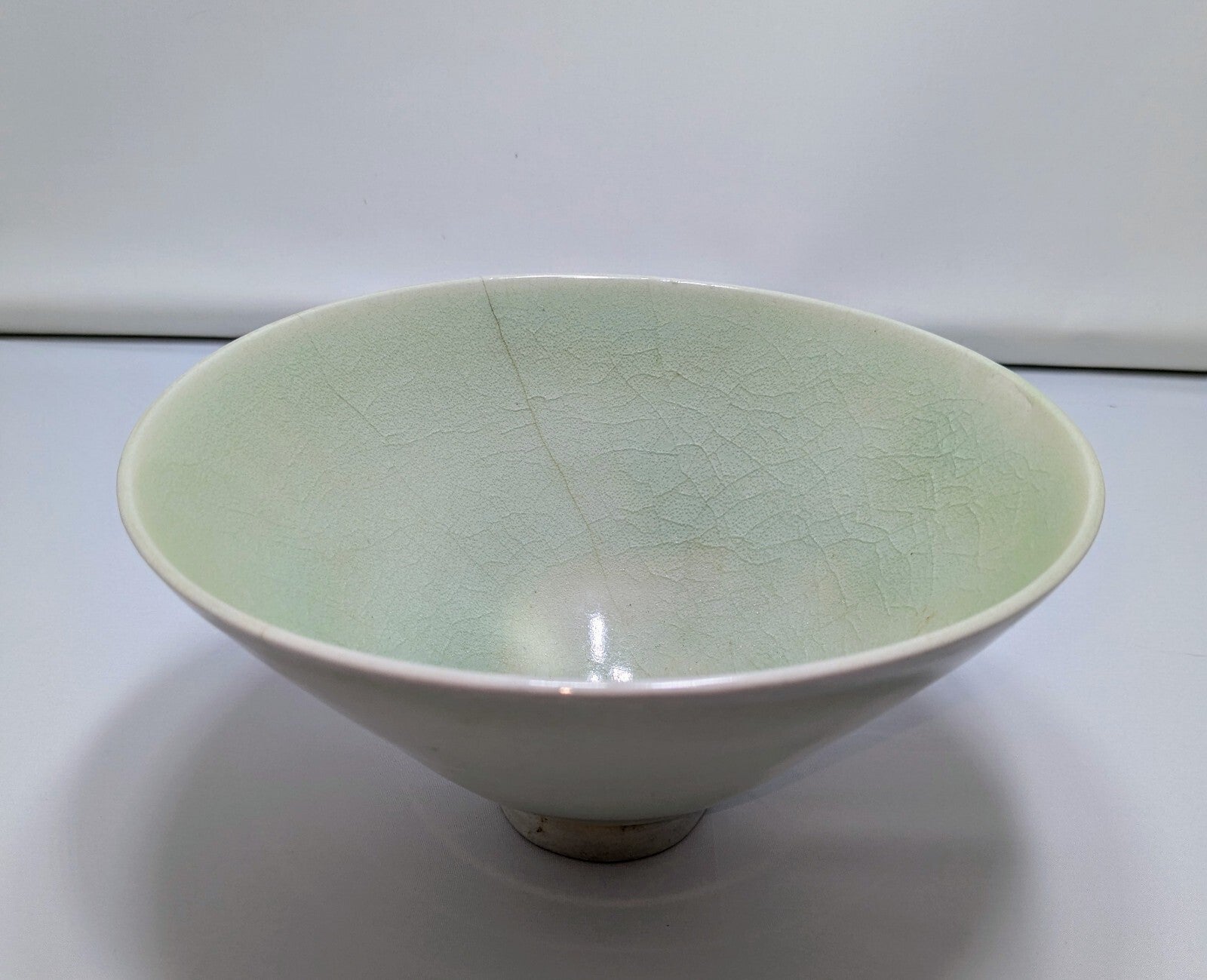 Antique Chinese Bowl Song Dynasty Style Crackle Glaze Pottery Hairline Crack