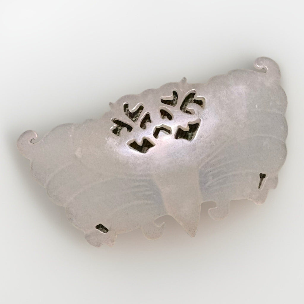 Antique Chinese White Jade Butterfly Pendant – Qing Dynasty Symbol of Love