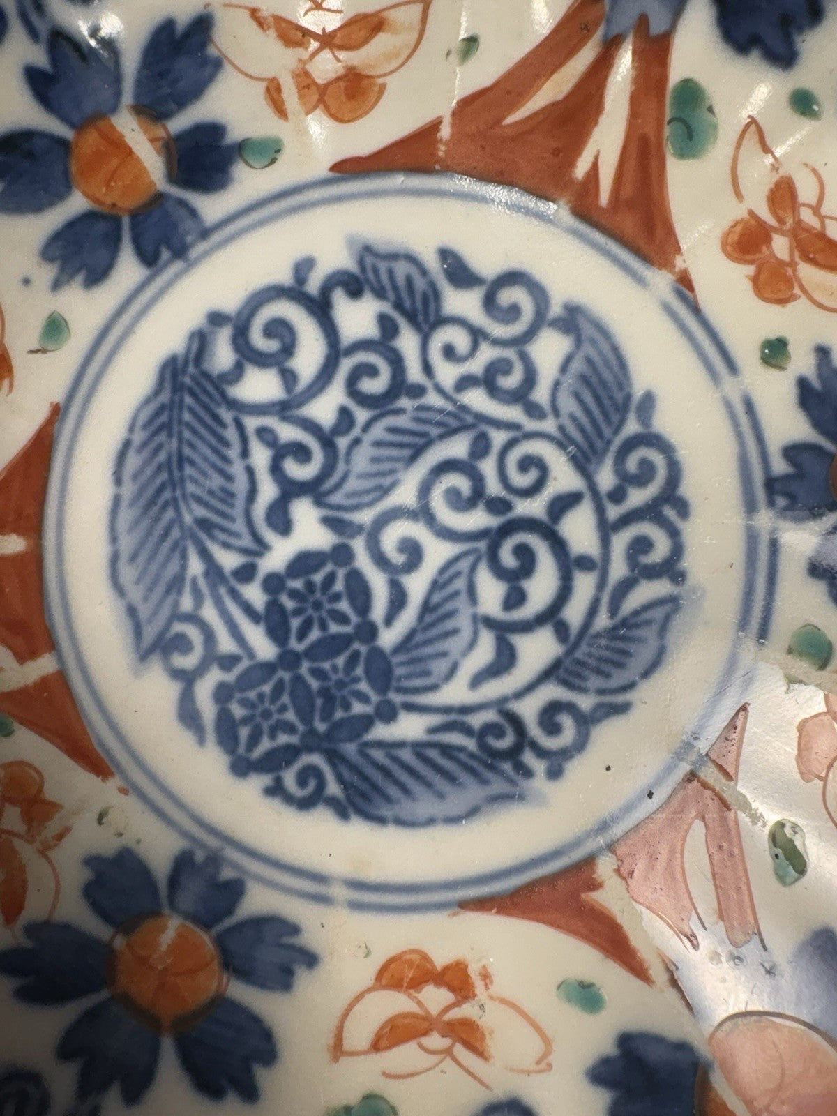 Antique Japanese Imari Scalloped Plate 8.5” Meiji Era Hand Painted Floral
