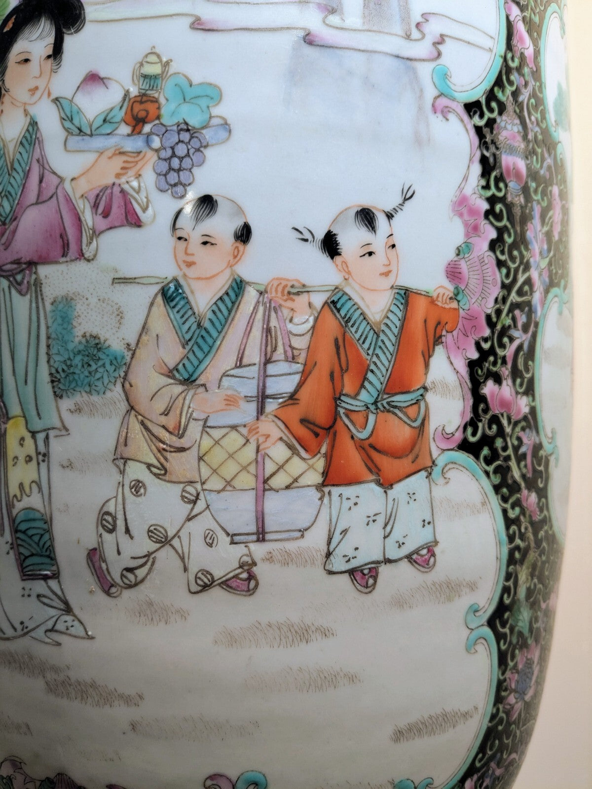 Antique Chinese Porcelain Vase Qianlong Famille Rose Fencai Hand Painted 18c