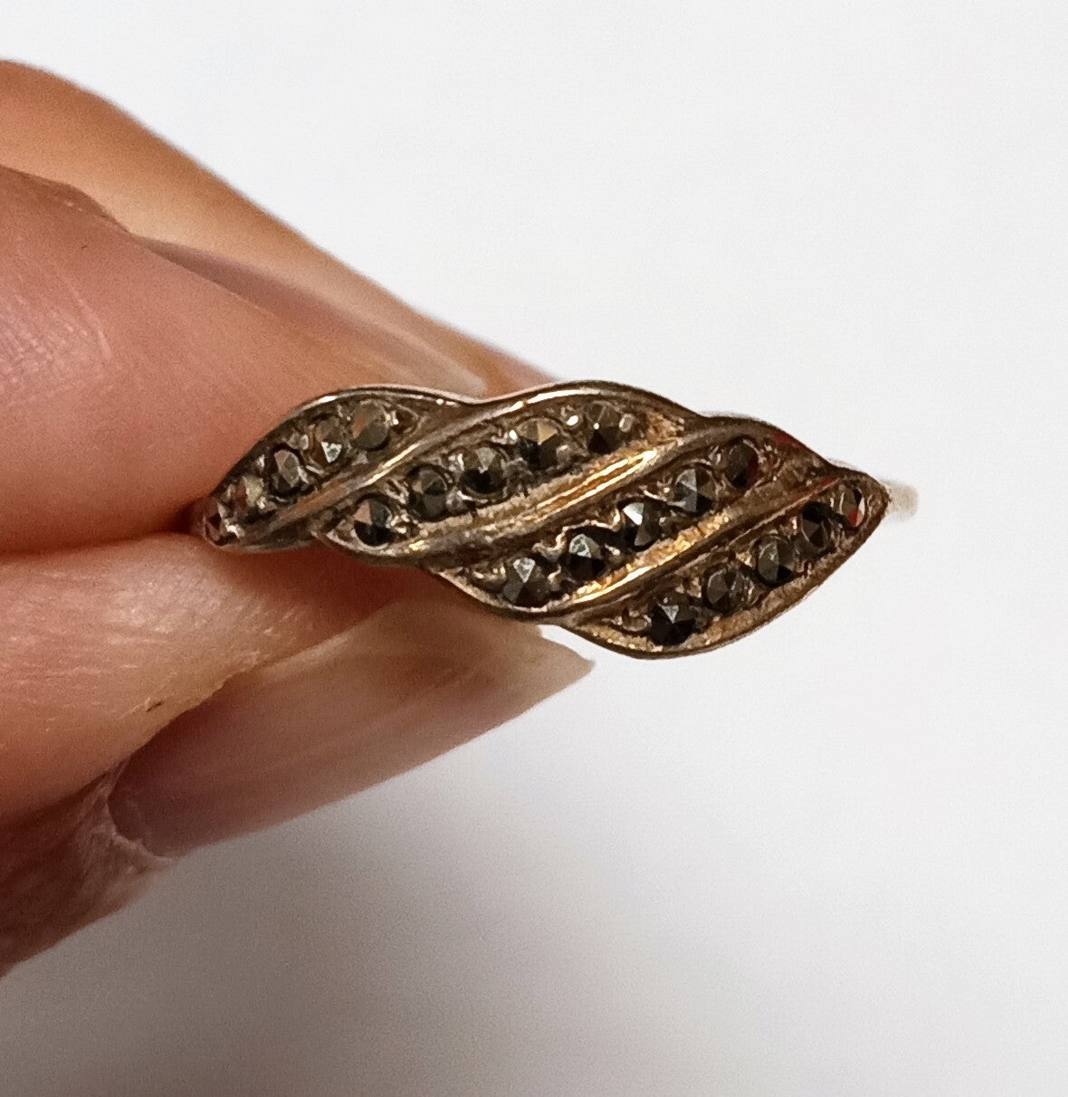 925 Sterling Silver - Vintage Sparkling Marcasite Band Ring Sz 7.75