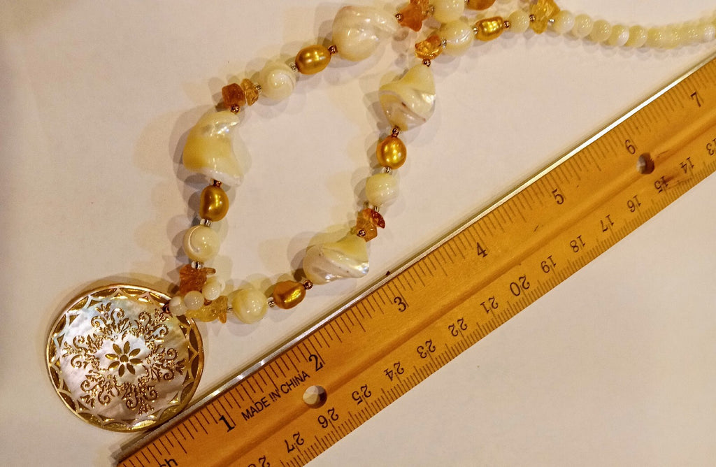 MOP Shell Inlaid Pendant Yellow Shells/Pearl Statement Necklace Genuine Stone