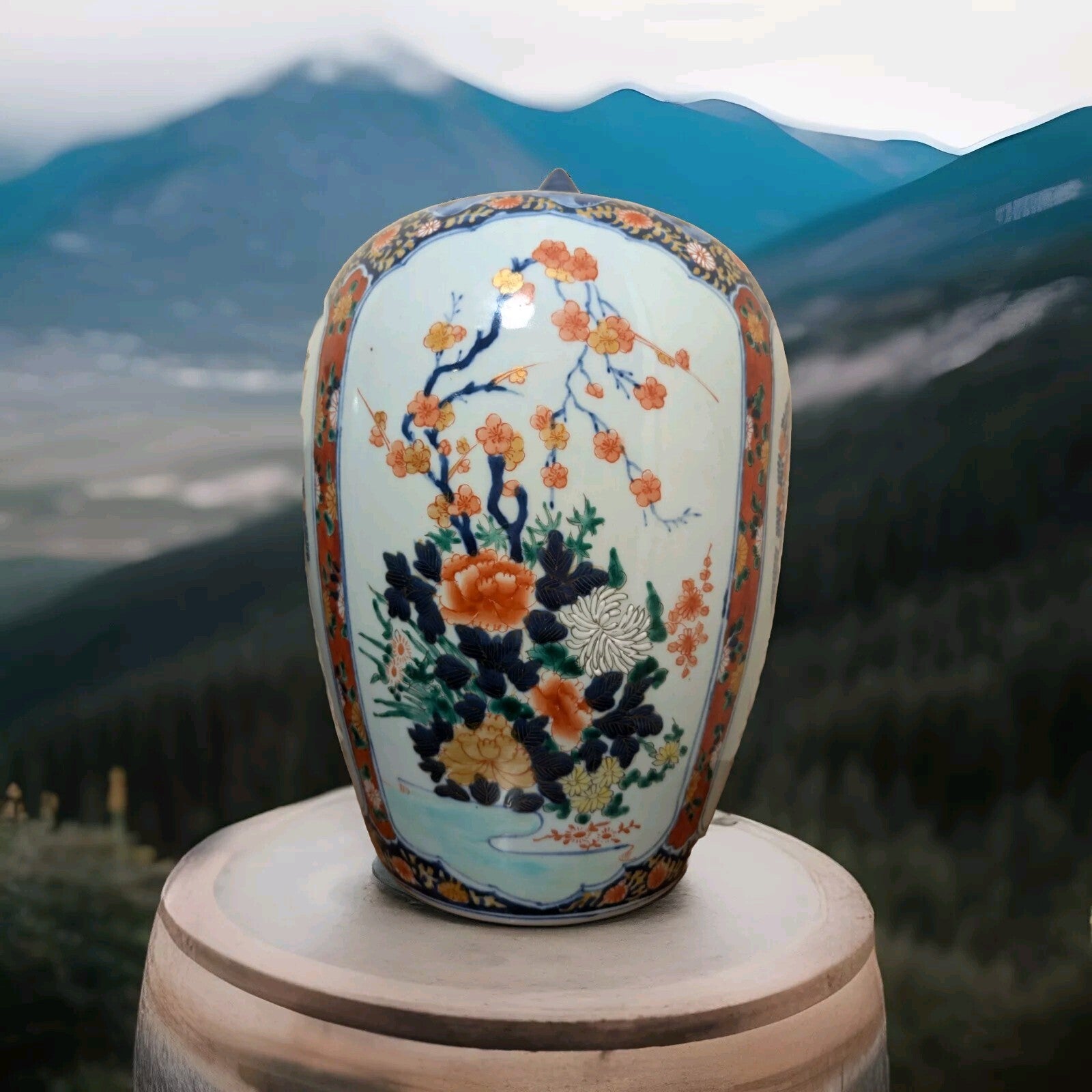 Chinese Porcelain Imari Lidded Jars Pair – Kangxi Mark Vintage Vases