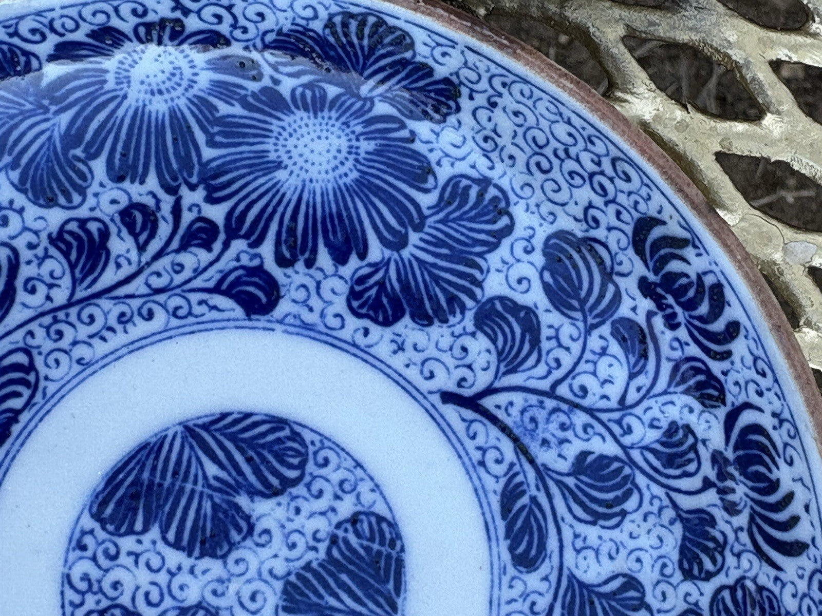 Antique Blue & White Porcelain Chinese 5” D Saucer w/ Gold Rim Set of 4