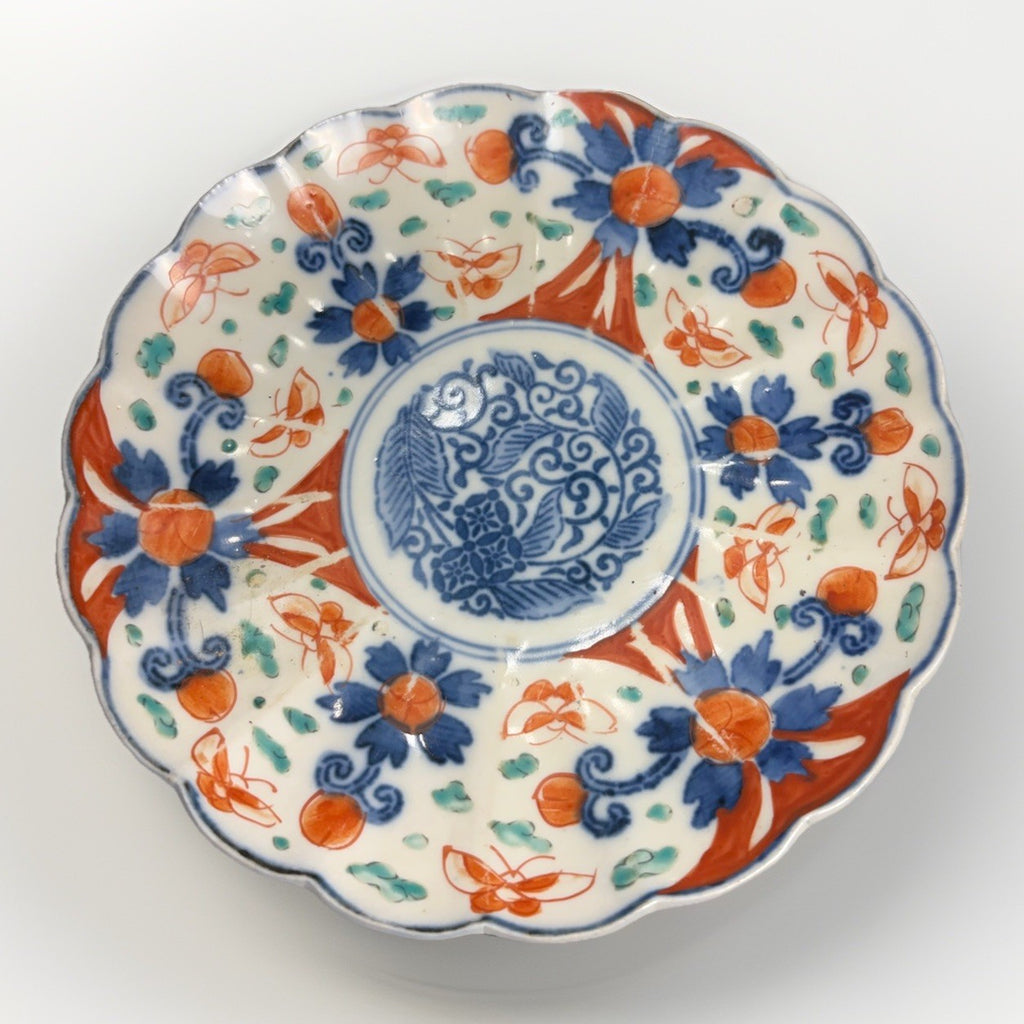 Antique Japanese Imari Scalloped Plate 8.5” Meiji Era Hand Painted Floral