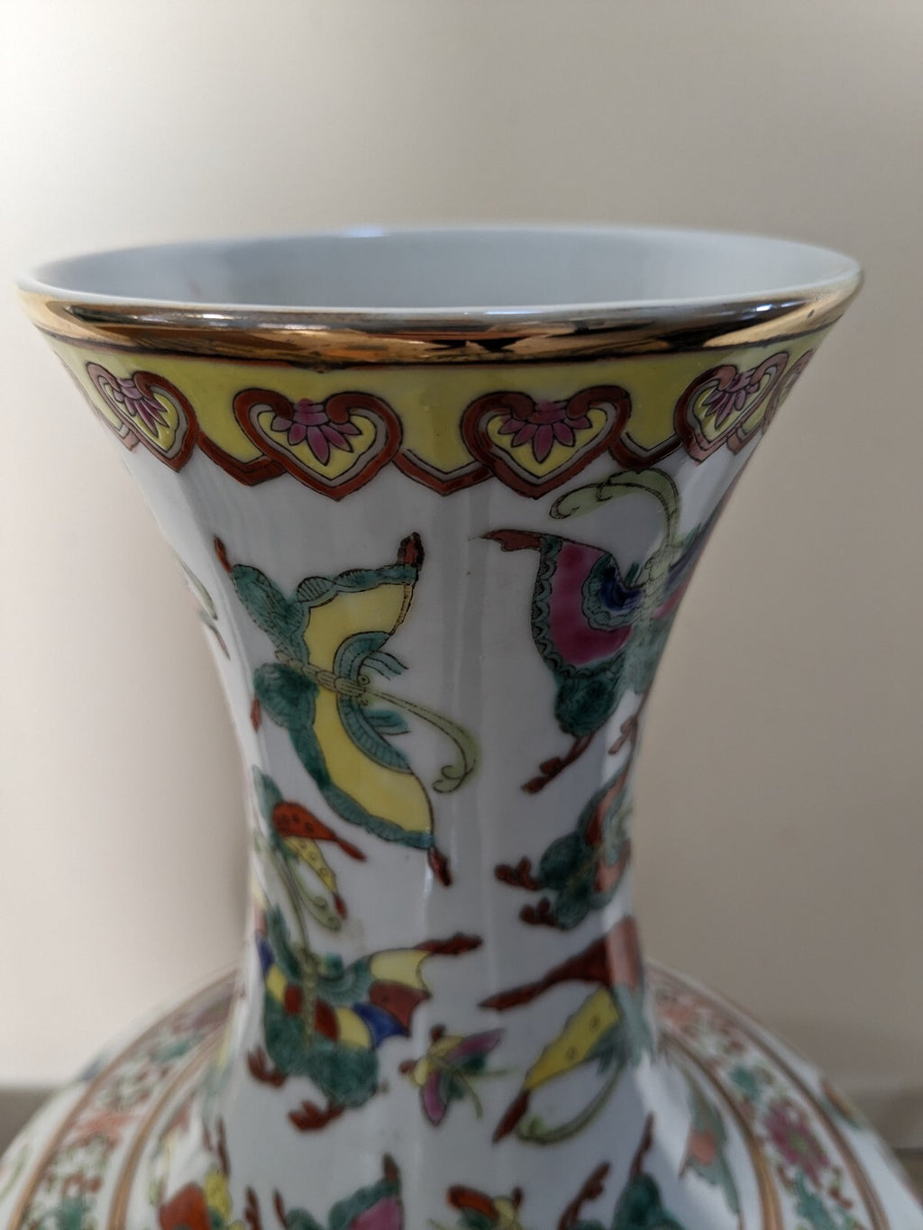 Antique Chinese Famillerose Butterfly vase Qing Guangxu Mark Hand painted