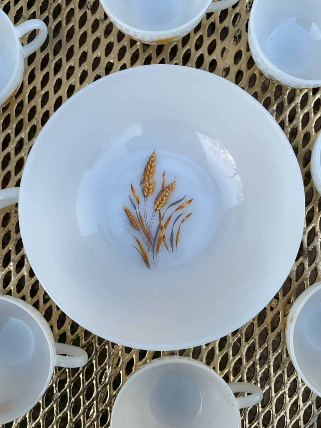 Anchor Hocking Fire King Milk Glass Wheat Vintage Cups Bowl 11 Pc Lot