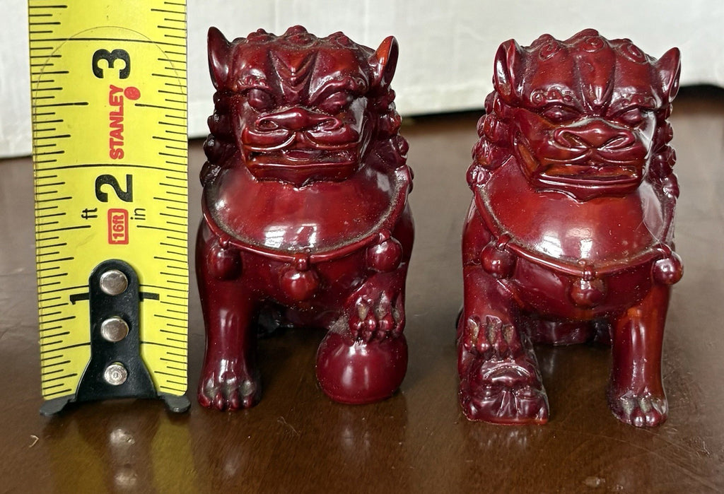 Vintage Red Resin FOO DOGS: Pair of Foo Dog.