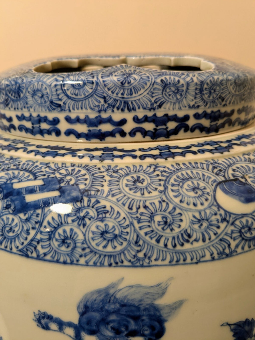 Antique Chinese Blue White Temple Jar Foo Lion Butterfly Handle Qing RARE