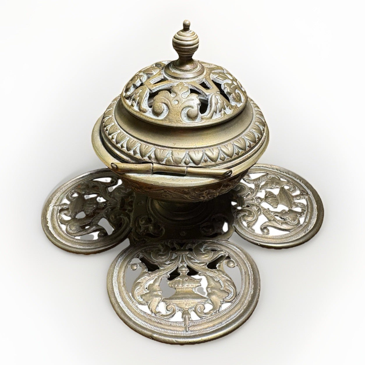 Antique Chinese Brass Censer Qing Dynasty Incense Burner Pierced Lid 19th C