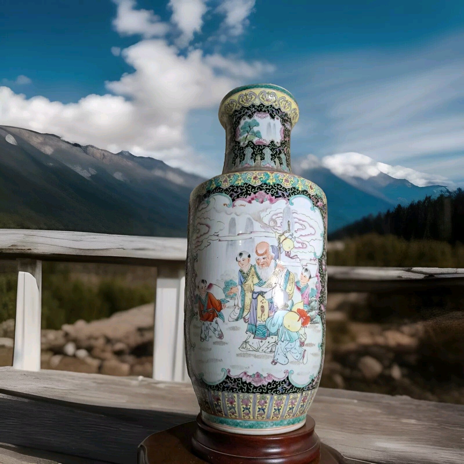 Antique Chinese Porcelain Vase Qianlong Famille Rose Fencai Hand Painted 18c