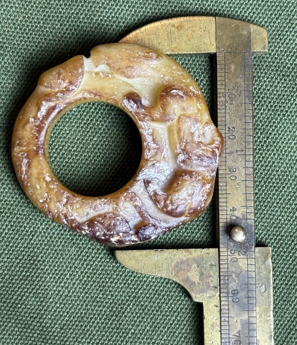 Old Antique Jade Stone Carved Thumb Ring 36 Grams