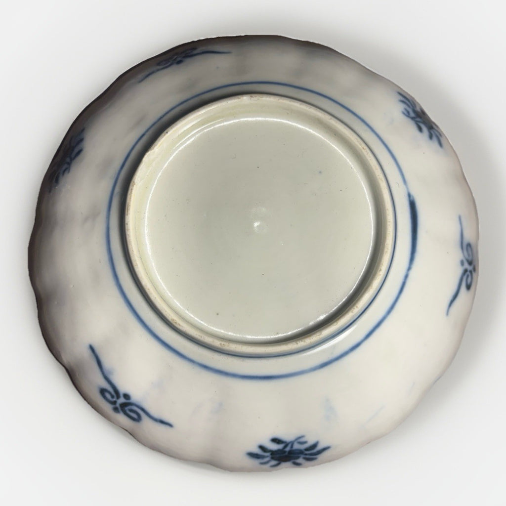 Antique Japanese Imari Scalloped Plate 8.5” Meiji Era Hand Painted Floral