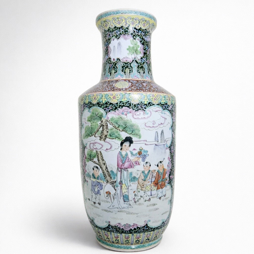 Antique Chinese Porcelain Vase Qianlong Famille Rose Fencai Hand Painted 18c