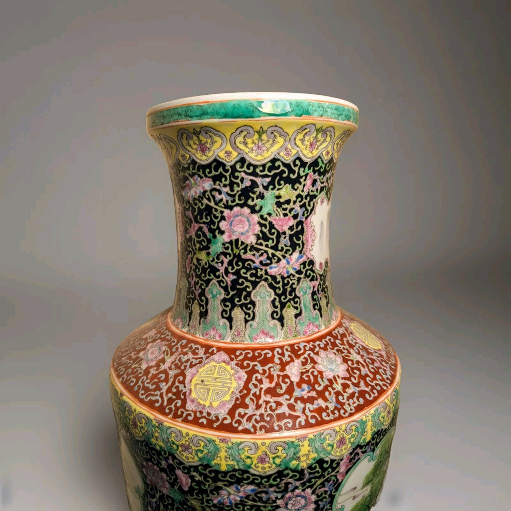 Antique Chinese Porcelain Vase Qianlong Famille Rose Fencai Hand Painted 18c