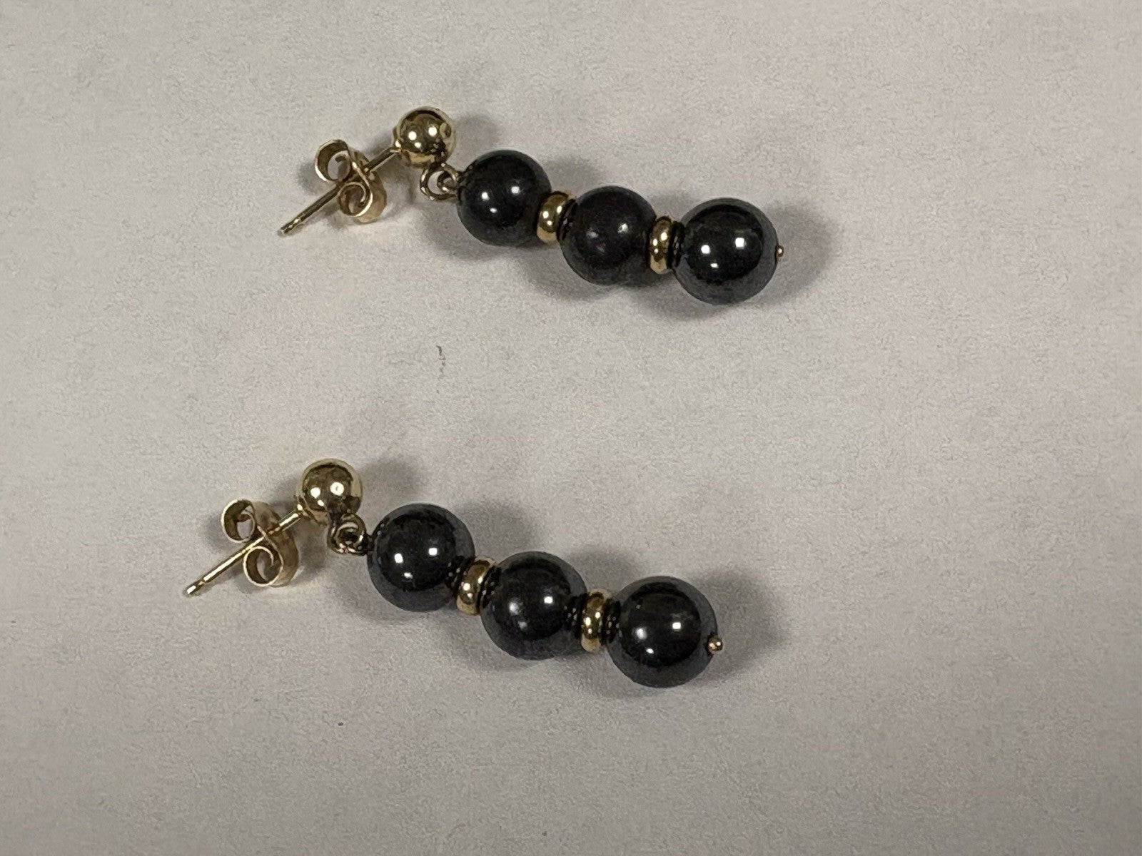 VTG Hematite Necklace & Earrings Set Solid 14K Gold Beads Posts 32”