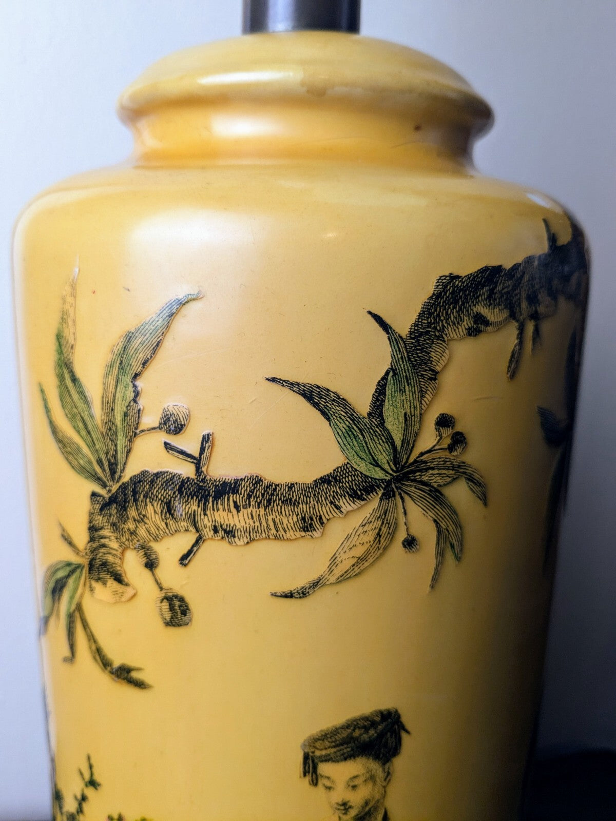 Vintage Mid-Century Chinese Paul Hanson Porcelain Brass Lamp