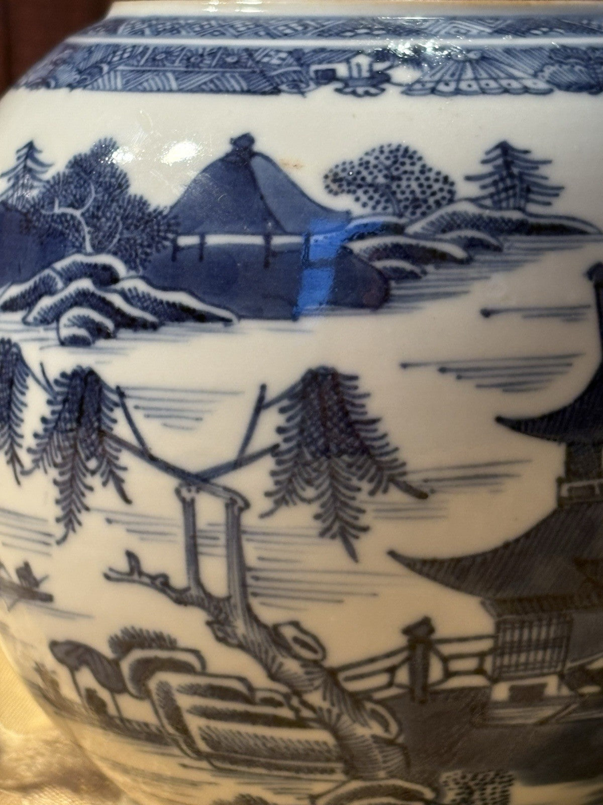 Antique Chinese Export Blue & White Porcelain Teapot – Landscape c1900 Repair