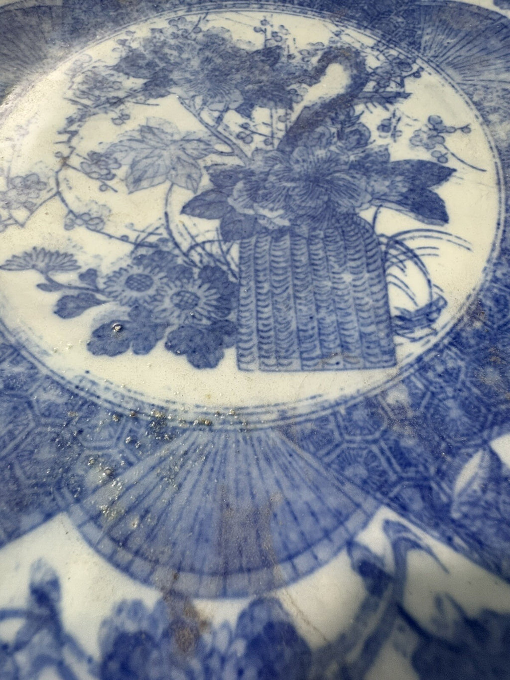 Antique Japanese Imari Porcelain Antique Blue and White Scalloped Plate