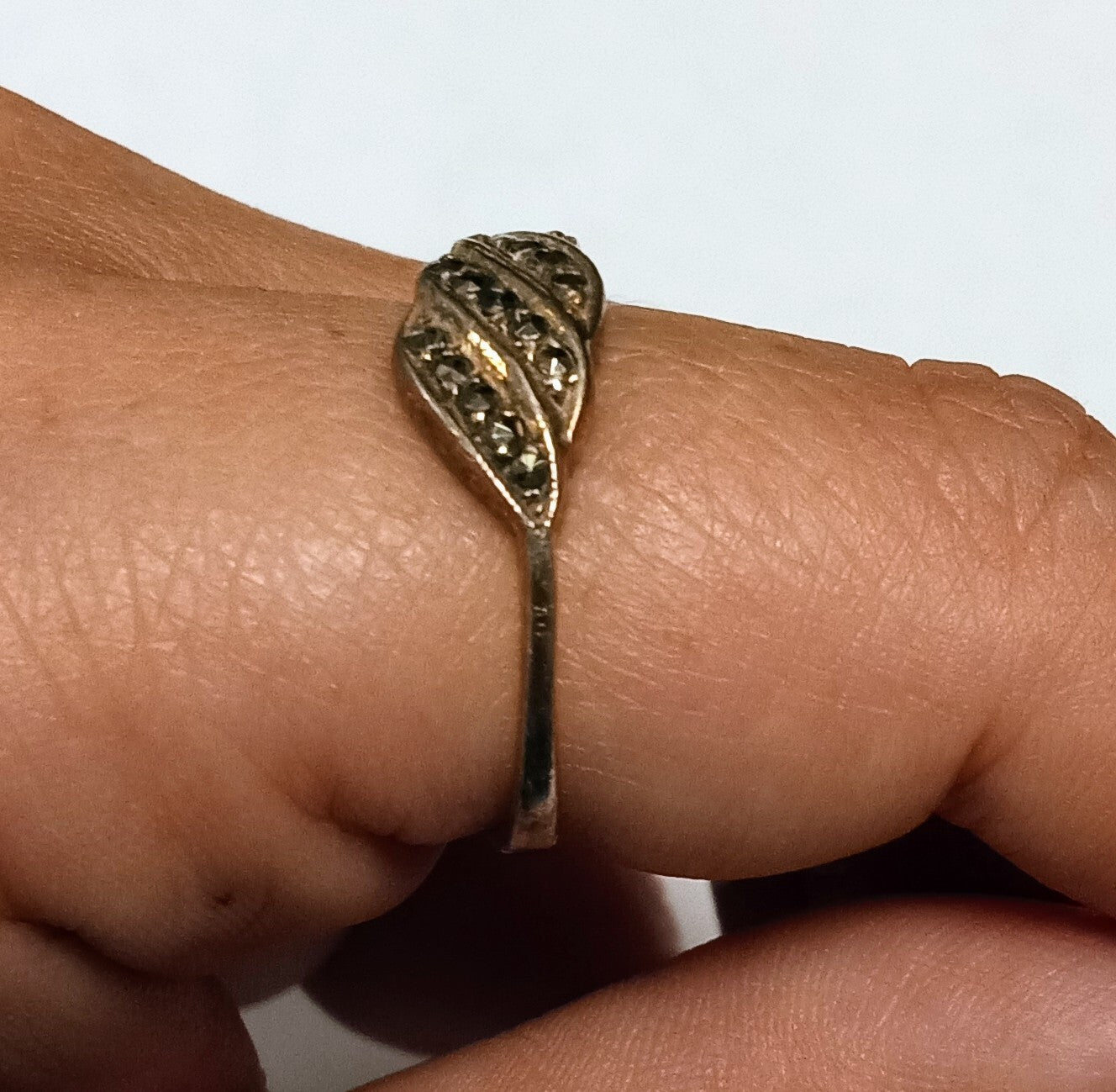 925 Sterling Silver - Vintage Sparkling Marcasite Band Ring Sz 7.75