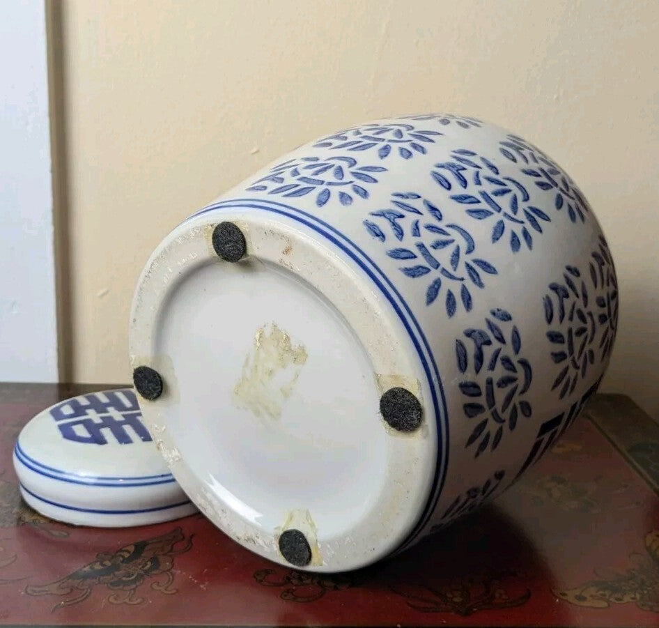 Double Happiness Chinese Ginger Jar blue & white Porcelain chinoiserie 10” w/lid