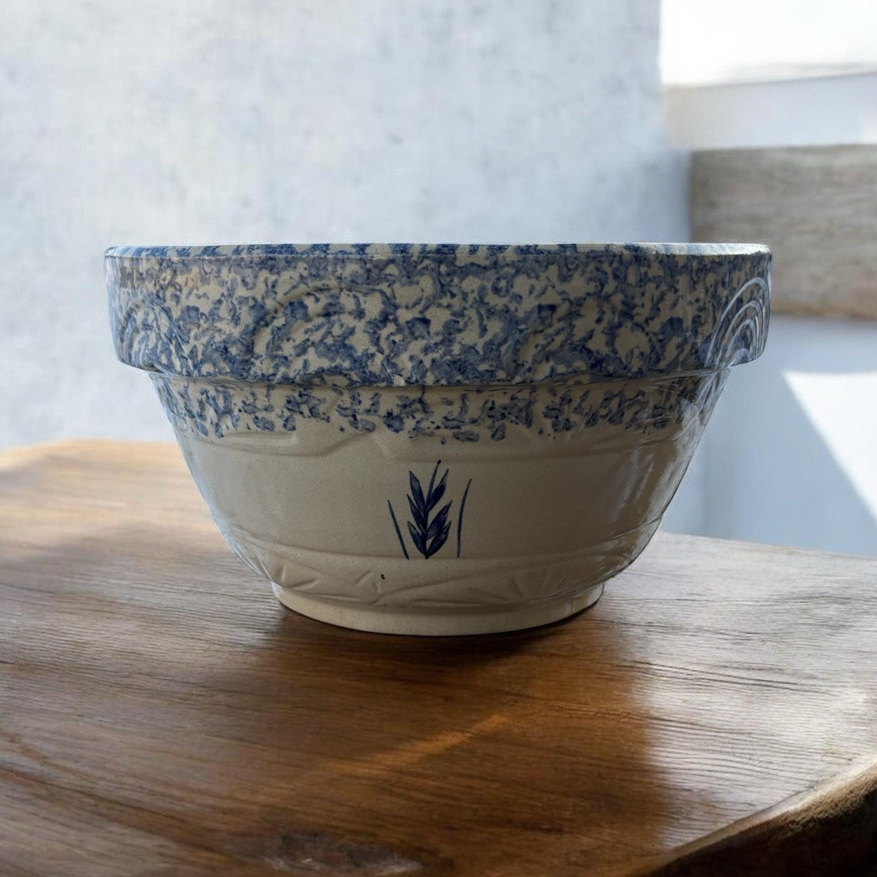 Vintage RRP Roseville Ohio 12” Blue Spongeware Stoneware Mixing Bowl USA