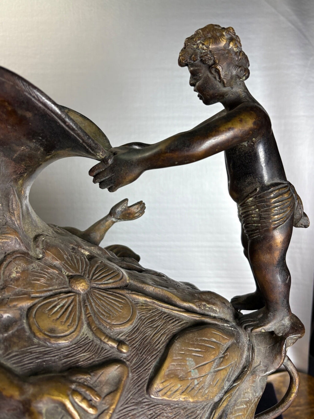 Antique Bronze Art Nouveau Figural Vase Putti Cherubs Floral Relief 20” Tall