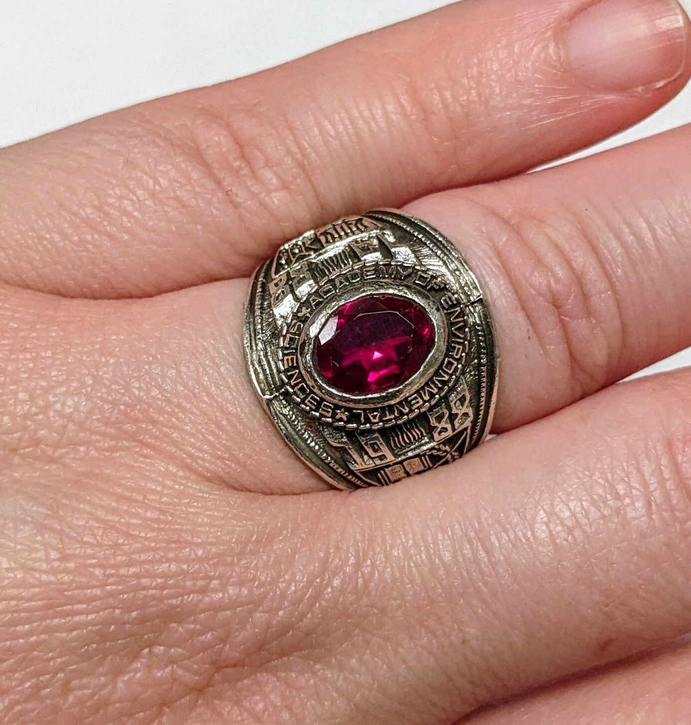 925 Sterling Silver Vintage Lab-Created Ruby 1988 School Ring Size 7 Beautiful
