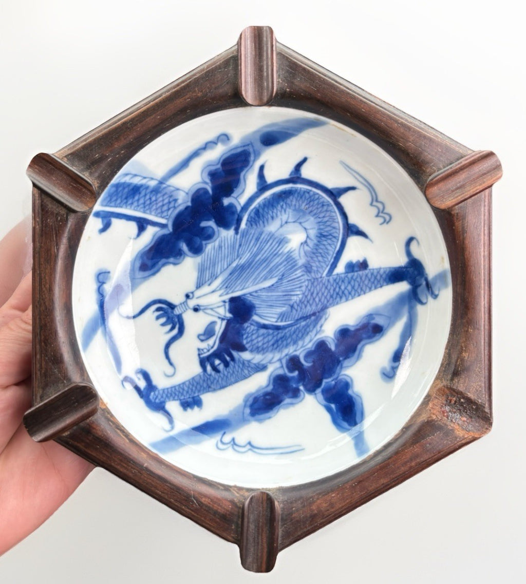 ANTIQUE WOOD HAND PAINTED CHINESE DESIGNS STANDING ASH TRAY