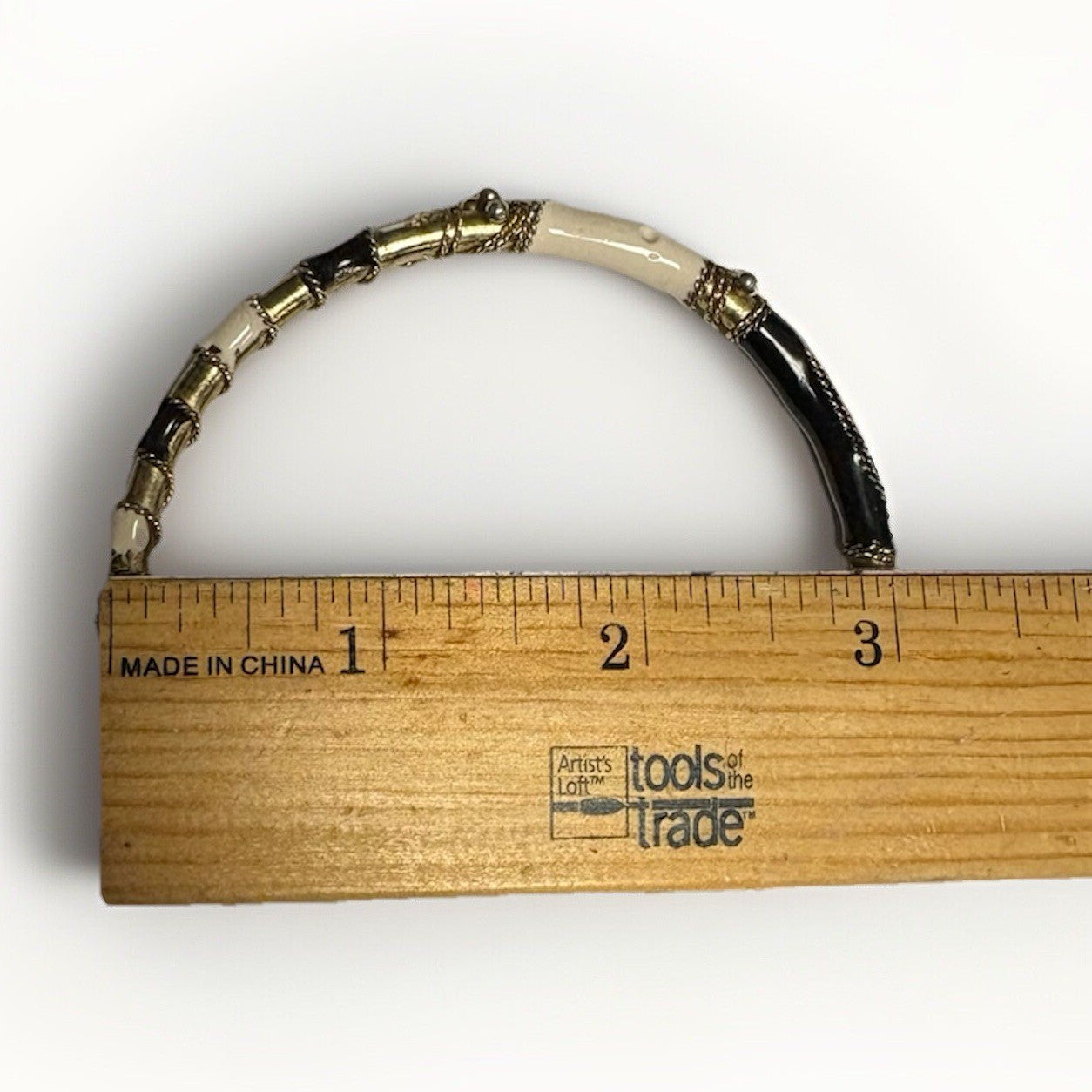 Black & White Enamel, Gold Tone Textured Rope Design Thin Bangle Bracelet