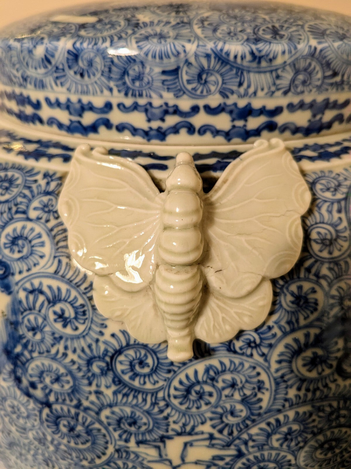 Antique Chinese Blue White Temple Jar Foo Lion Butterfly Handle Qing RARE