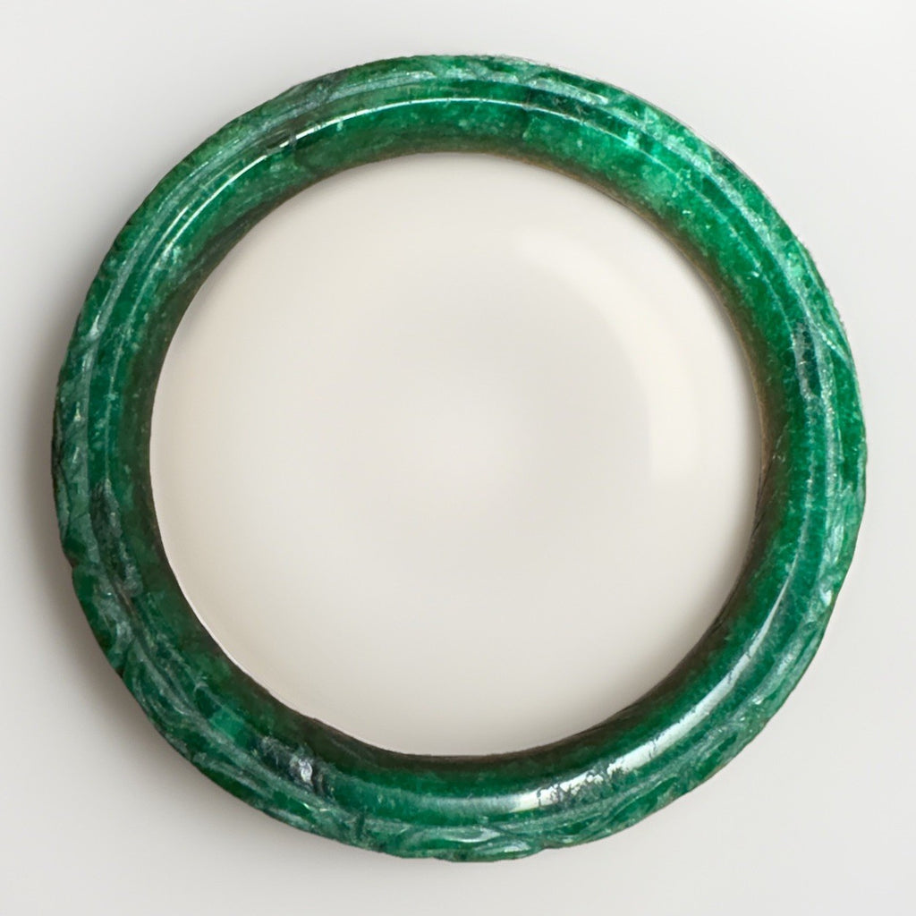 Vintage Carved Green Hardstone Bangle – Sculpted Floral Relief Bracelet