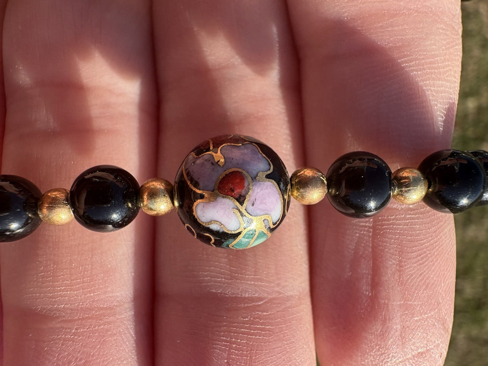 Vintage Black Onyx Beaded Necklace Cloisonné Floral Beads Gold Tone