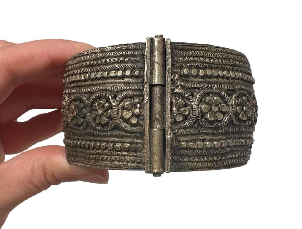 19th C Antique Ottoman / Berber Silver Hinged Tribal Cuff Bracelet