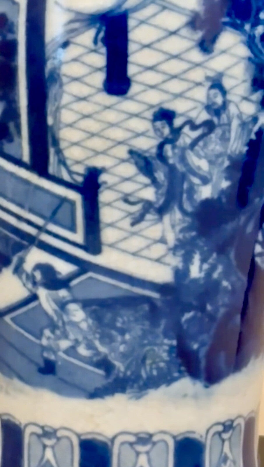 Qianlong Dynasty Mark Blue and White  Vase with Samurai fighting Hand,Paint,
