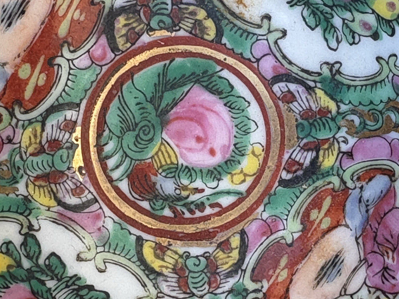 Antique Chinese Famille Rose Lobed Bowl | Gilt Enamel Figures & Peaches | Quin