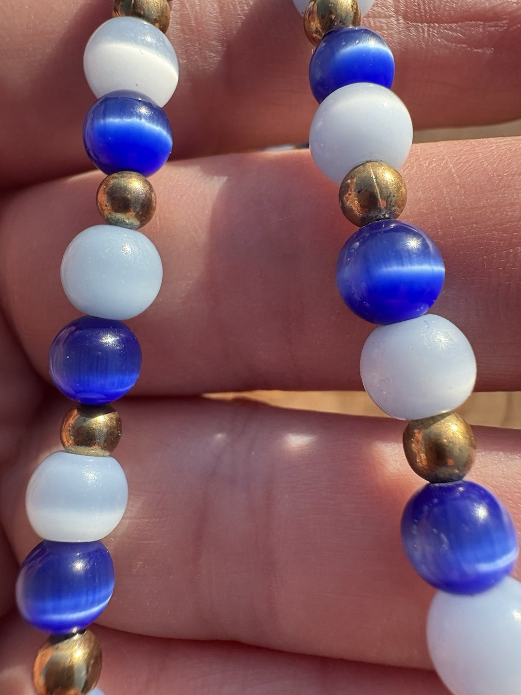 Vintage Blue & White Cat’s Eye Glass Bead Necklace Gold Tone Spacers 16”