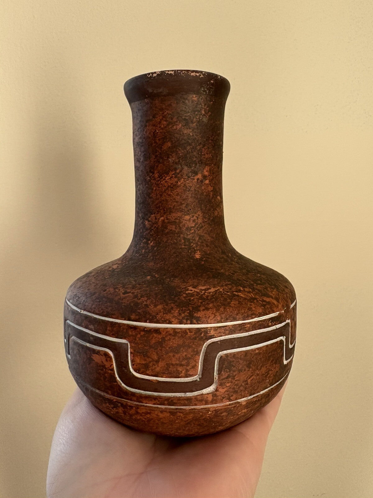 Vintage Popol Vuh Handcrafted In Mexico Red Black Clay Vase W/ Double Finger