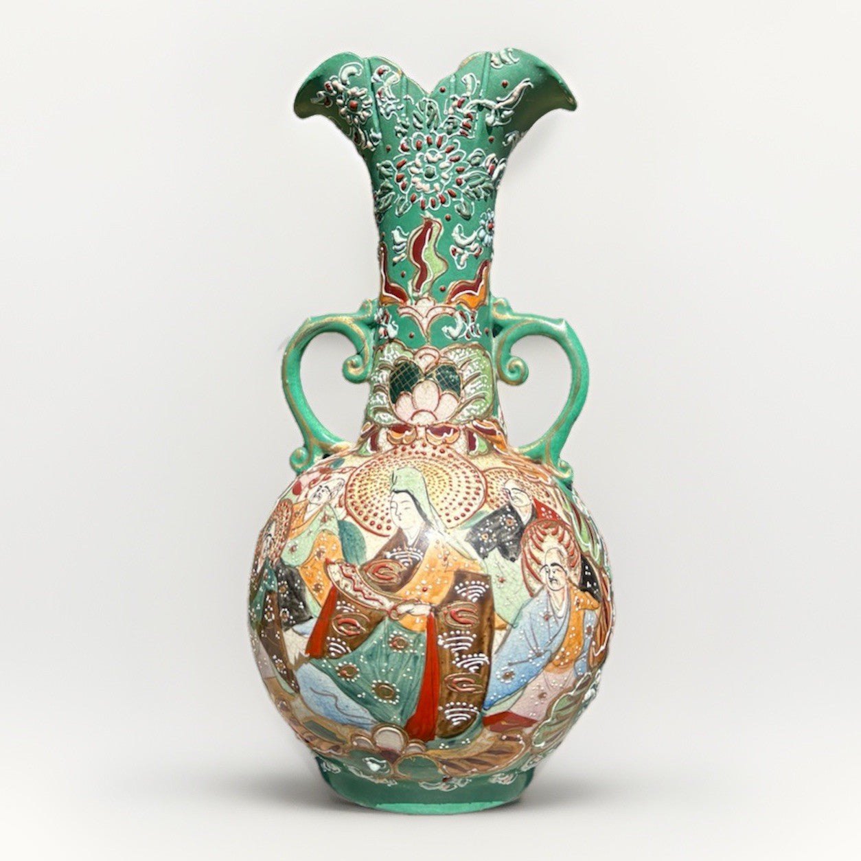 Antique Japanese Moriage SATSUMA Hand Painted VASE Earthenware Double Handle