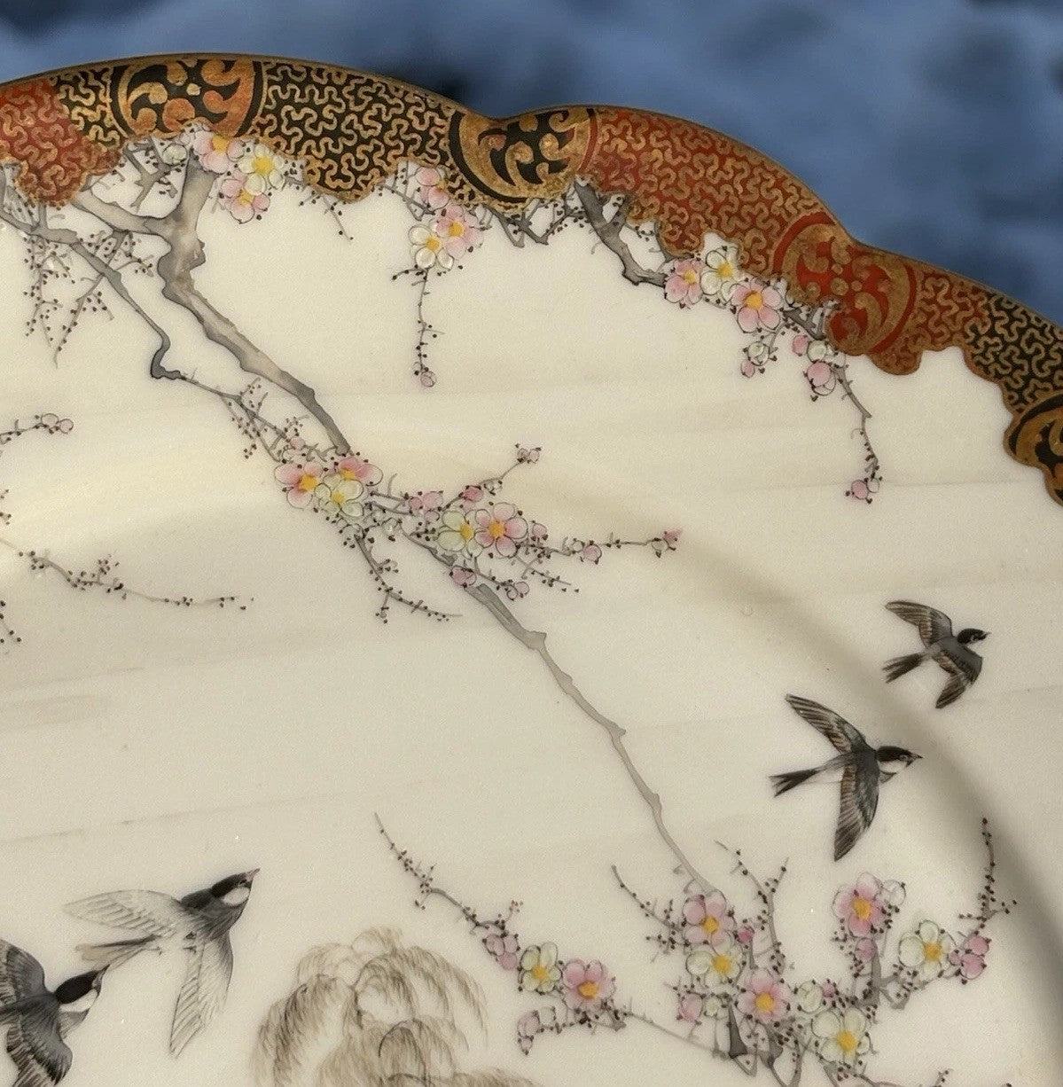 Meiji Period Imura Yokohama Porcelain Charger, 9 Inch Antique